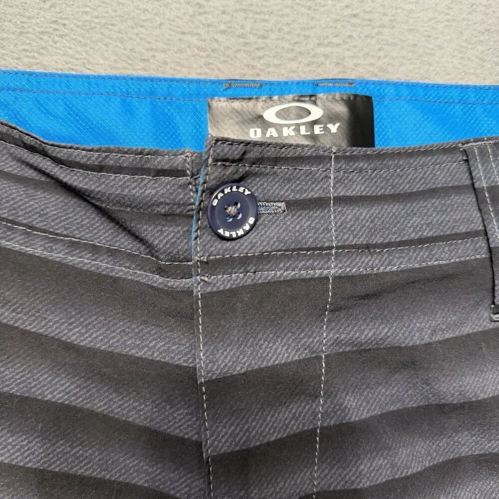 Oakley Mens 34 Hybrid Boardshorts Swim Trunks Striped Gray Black 10